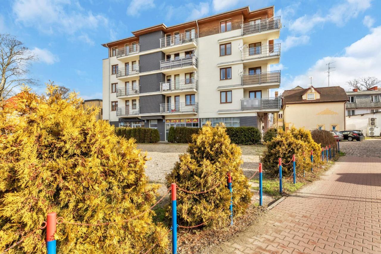 Apartament Na Deptaku Z Parkingiem I Klimatyzacja By Renters Leilighet Miedzyzdroje Eksteriør bilde